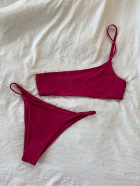 TOAST SWIM ~ One shoulder bikini set Size XS